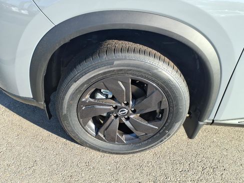 New 2026 Nissan Rogue SV FWD image 4