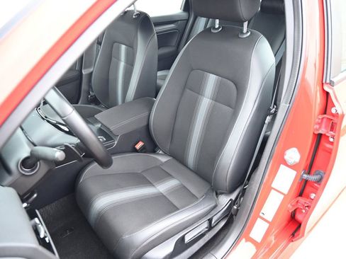 Used 2023 Honda Civic Sport image 21