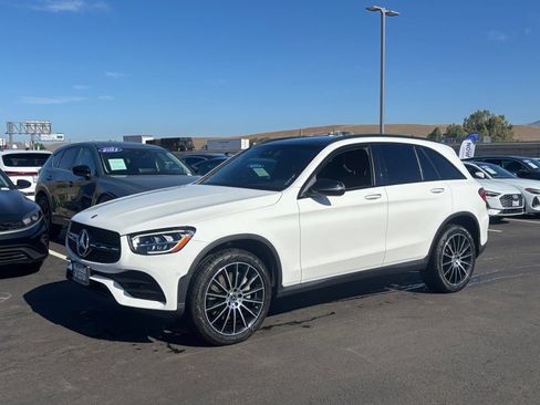 Used 2022 Mercedes-Benz GLC 300 w/ AMG Line image 22