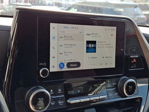 Certified 2024 Toyota Highlander LE image 17