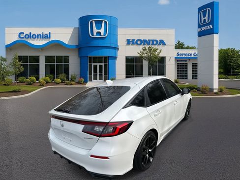 Used 2024 Honda Civic Sport image 6