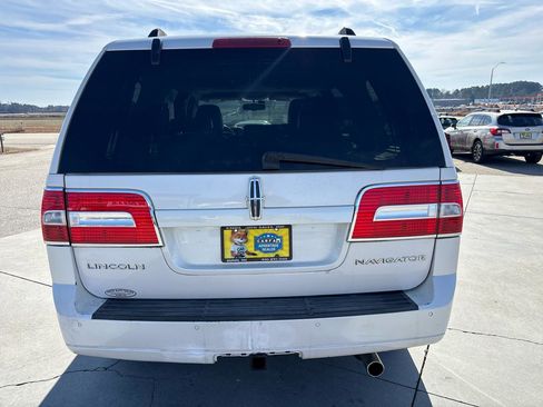 Used 2013 Lincoln Navigator 2WD w/ HD Trailer Tow Pkg image 5