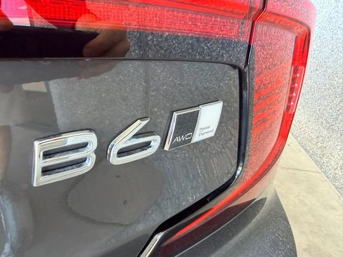 Used 2023 Volvo S90 B6 Ultimate w/ Protection Package Premier image 39