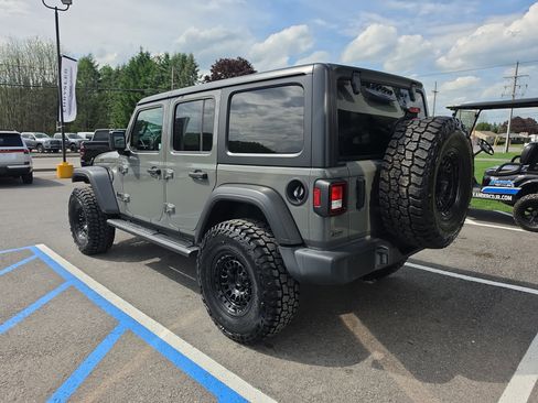 Used 2021 Jeep Wrangler Unlimited Sport AWD/4WD image 6
