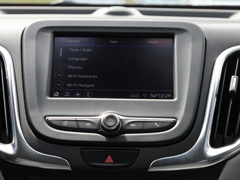 Used 2020 Chevrolet Equinox LS image 20