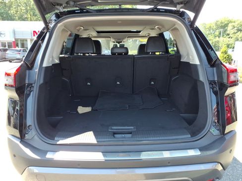 Certified 2023 Nissan Rogue SL w/ SL Premium Package AWD/4WD image 16