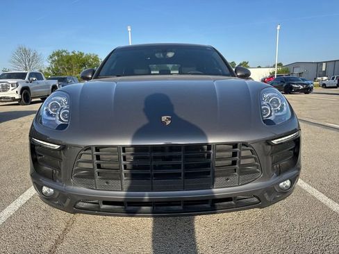 Used 2015 Porsche Macan S image 2