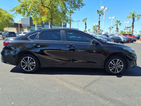 Used 2023 Kia Forte LXS FWD image 6