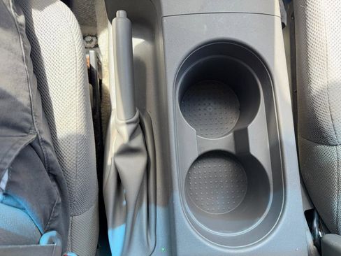 Used 2013 Nissan Frontier S RWD image 28