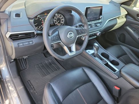 Used 2022 Nissan Altima 2.5 SR image 3