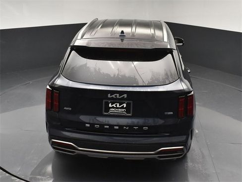 Certified 2022 Kia Sorento SX image 47