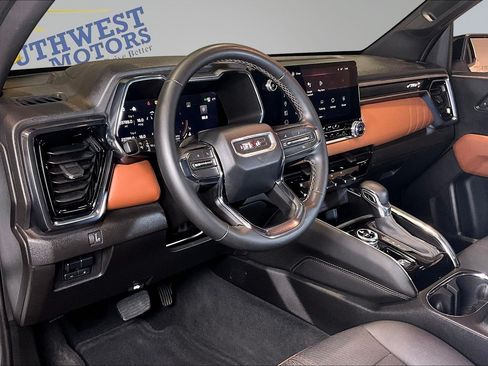 Used 2024 GMC Canyon AT4 w/ Technology Package AWD/4WD image 18