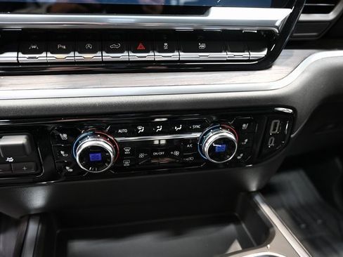 New 2026 GMC Sierra 1500 SLT w/ SLT Premium Plus Package image 20