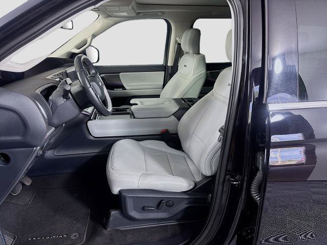 Certified 2025 Ford Expedition Platinum AWD/4WD image 22