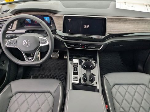 New 2026 Volkswagen Atlas SEL Premium R-Line AWD/4WD image 2