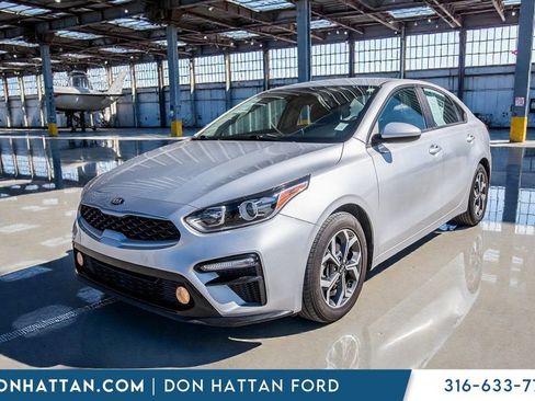 Used 2021 Kia Forte LXS image 24
