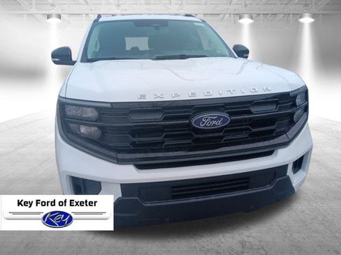 New 2026 Ford Expedition Max Active image 4