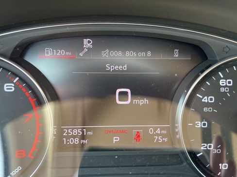 Used 2023 Audi Q5 2.0T Premium w/ Convenience Package image 14