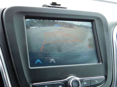 Used 2018 Chevrolet Equinox LT AWD/4WD image 18