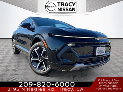 Used 2025 Chevrolet Equinox EV LT w/ Convenience Package image 1