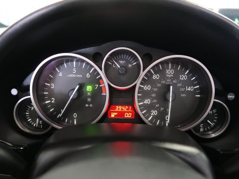 Used 2014 MAZDA MX-5 Miata Grand Touring w/ Premium Package RWD image 22