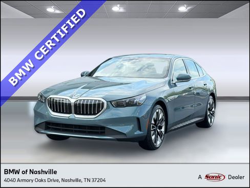 Certified 2025 BMW 530i RWD image 1