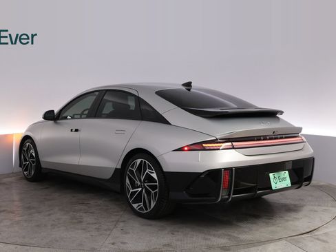 Used 2025 Hyundai Ioniq 6 SEL RWD image 17