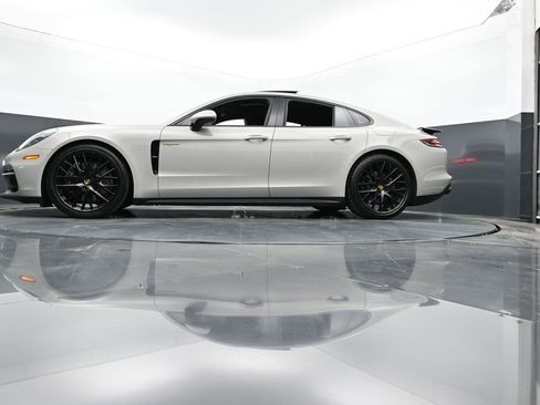 Used 2020 Porsche Panamera 4 image 65