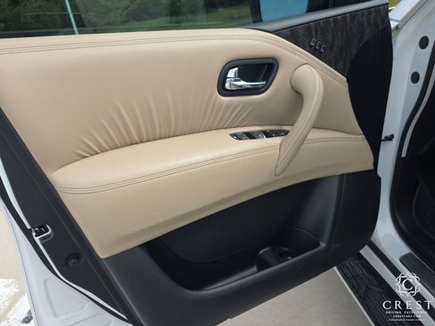 Used 2023 Nissan Armada Platinum w/ Captain's Chairs Package RWD image 7