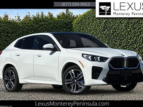 Used 2025 BMW X2 xDrive28i w/ M Sport Package AWD/4WD image 1