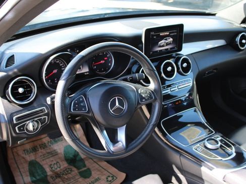 Used 2018 Mercedes-Benz C 300 Sedan image 11
