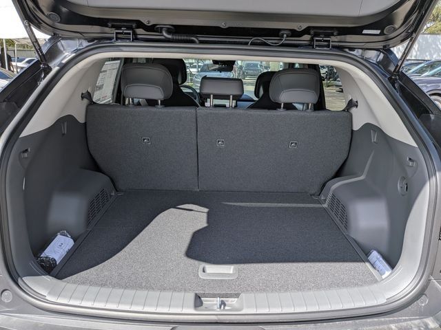 New 2027 Kia EV3 Wind FWD image 13
