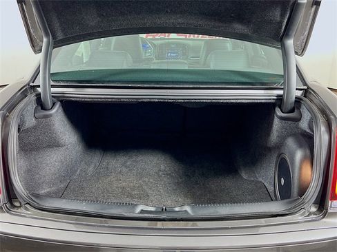 Used 2022 Chrysler 300 S image 27