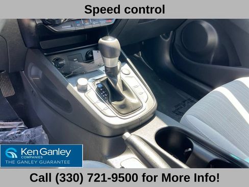 Used 2023 Hyundai Kona SEL w/ Cargo Package AWD/4WD image 34