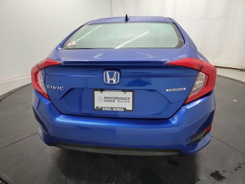 Used 2016 Honda Civic Touring image 8