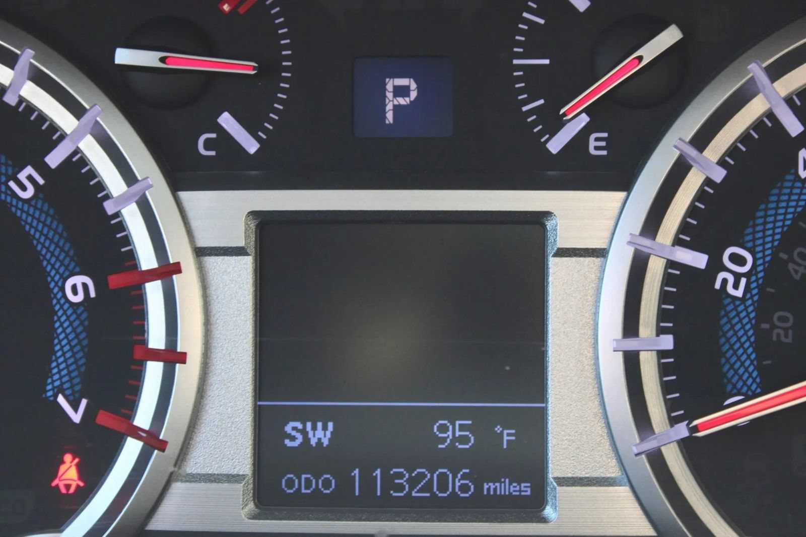 Used 2018 Toyota 4Runner SR5 Premium AWD/4WD image 36