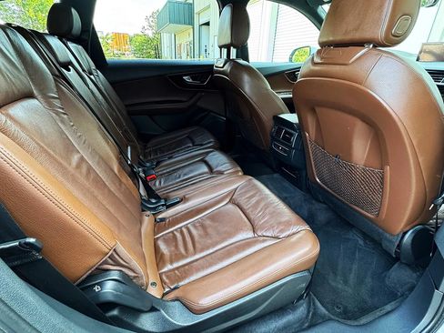 Used 2017 Audi Q7 3.0T Premium AWD/4WD image 21