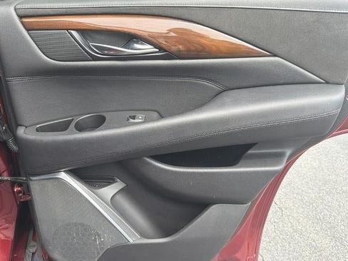 Used 2020 Cadillac Escalade Premium Luxury AWD/4WD image 16
