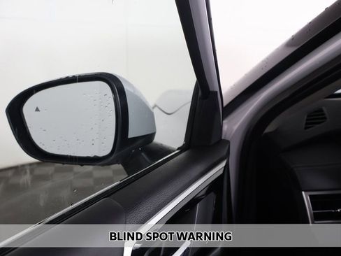 New 2026 Mitsubishi Outlander SE FWD image 7