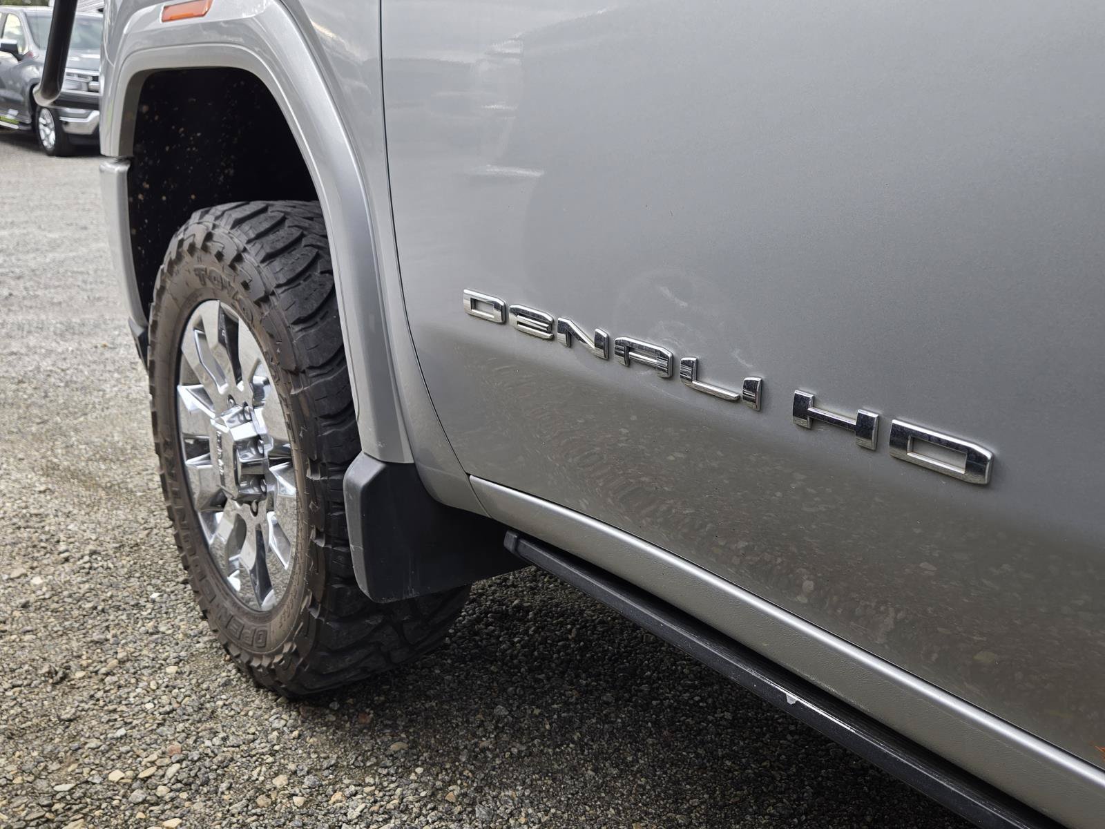 Used 2020 GMC Sierra 2500 Denali w/ Denali Ultimate Package AWD/4WD image 7