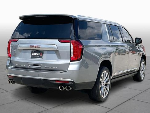 Used 2023 GMC Yukon XL Denali image 13