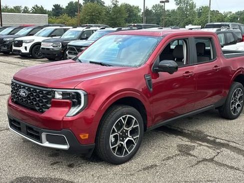 New 2026 Ford Maverick Lariat w/ 4K Tow Package AWD/4WD image 3