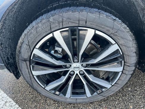 Used 2025 Volvo XC60 B5 Plus w/ Protection Package Premier image 29