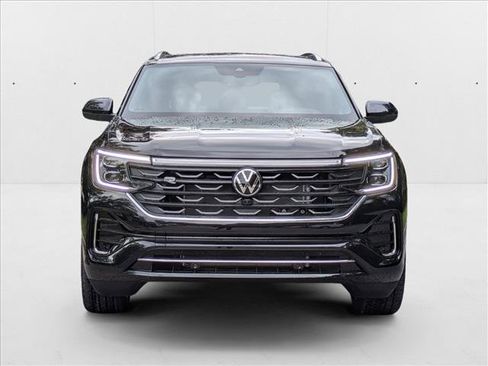 New 2025 Volkswagen Atlas Cross Sport SEL Premium R-Line image 6