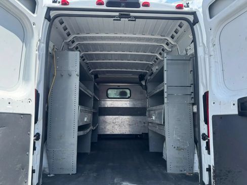 Used 2023 RAM ProMaster 2500 FWD image 14
