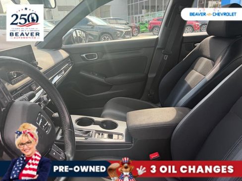 Used 2023 Honda Civic Sport image 8