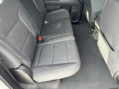 Used 2025 Chevrolet Silverado 2500 LT image 18