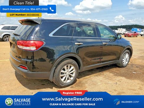 Used 2016 Kia Sorento LX image 4