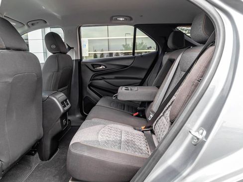Used 2023 Chevrolet Equinox LT w/ LPO, Floor Liner Package AWD/4WD image 18