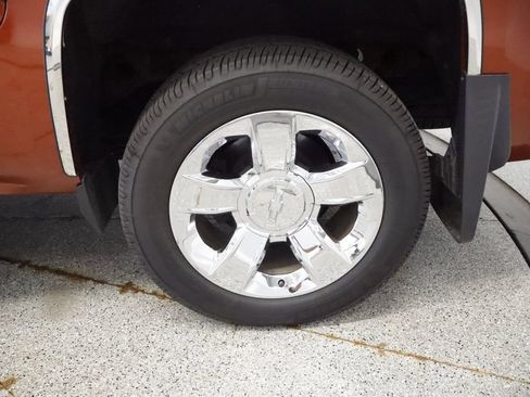 Used 2015 Chevrolet Silverado 1500 LTZ AWD/4WD image 14